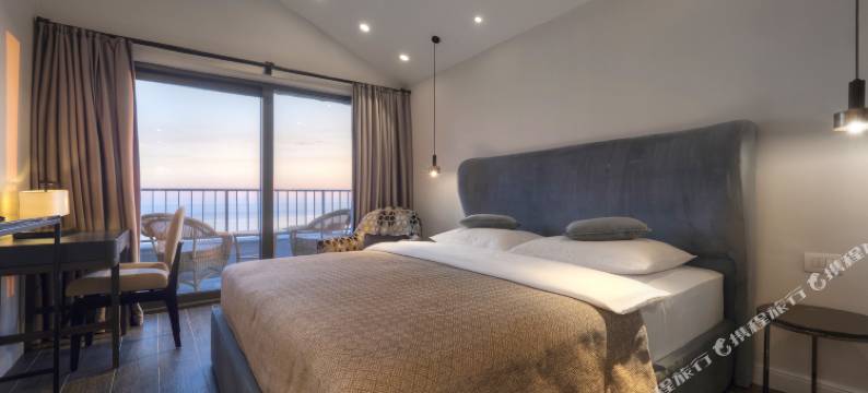 蔚蓝宁静度假酒店(Vivid Blue Serenity Resort)图片