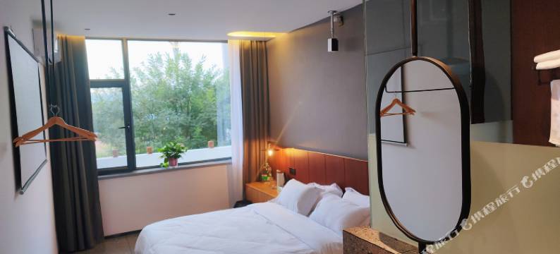 观山筑陌野影宿酒店(忻州古城店)图片