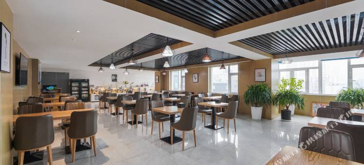 H酒店(西宁中心广场店)图片