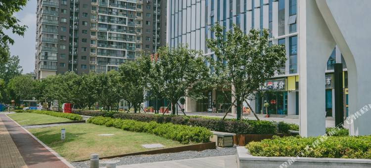 柏瑞·BR影院酒店(建设二路地铁站武商城市奥莱店)图片