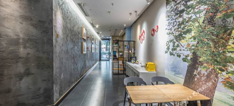 逸宿酒店(宁波天一广场江厦桥地铁站店)图片