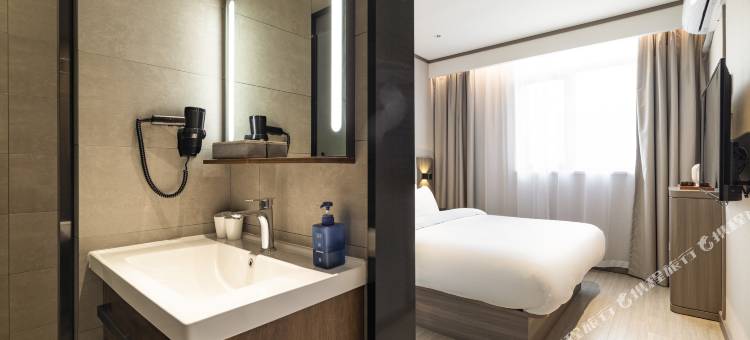 如家酒店(泰州济川东路万达广场店)图片