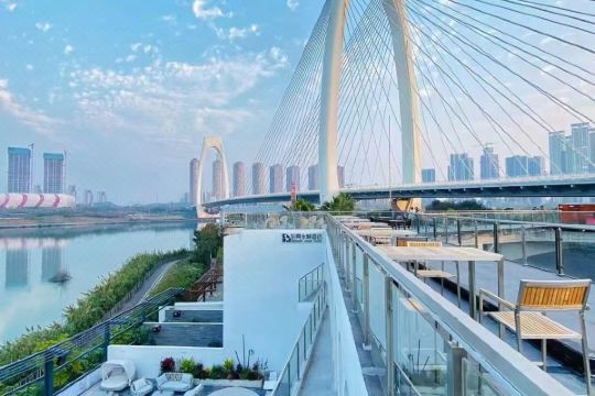 南宁乐壳水畔酒店万象城方特东盟神画店