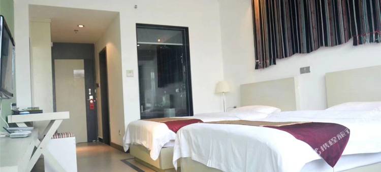 西盟龙潭大酒店图片