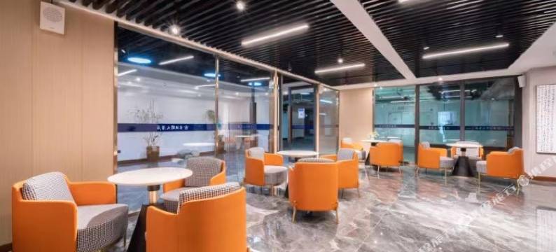 康定未泱阁大酒店图片