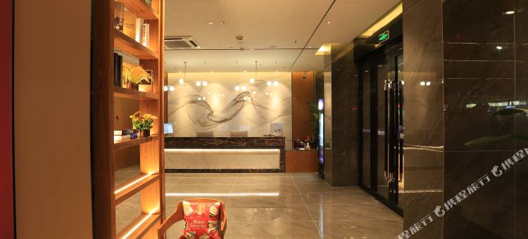 优程酒店(玉林十字街夏威夷店)图片