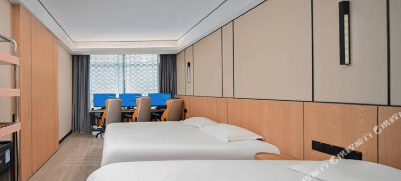 网鱼电竞酒店(南京苜蓿园大街店)图片