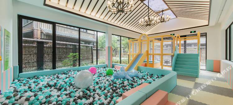 湖州臻隐锦绣度假酒店图片