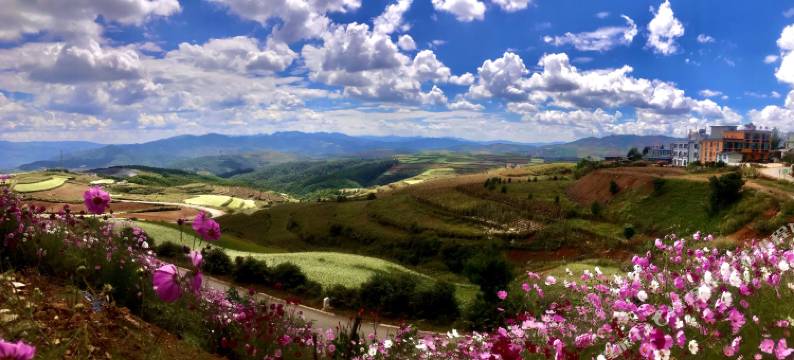 昆明红土地张家大院民宿图片