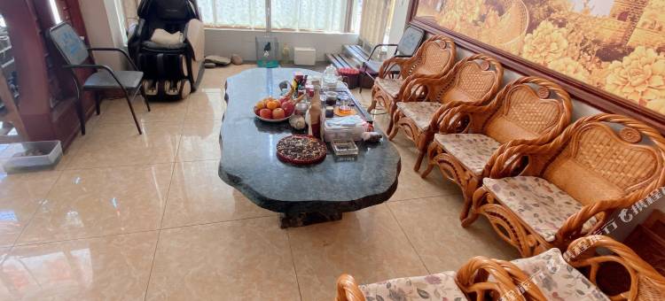 鹤庆福顺客栈(三义机场店)图片