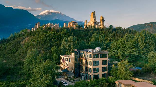 hotel overview picture