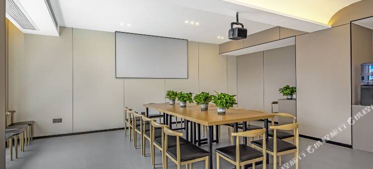 甜城时光酒店(内江万达广场高铁站店)图片