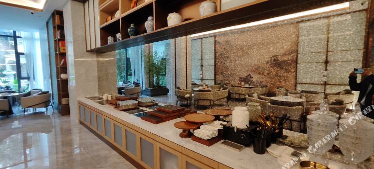 花美时酒店(成都极地海洋公园麓山国际店)图片