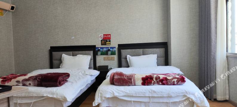 萨嘎壹家宾馆图片