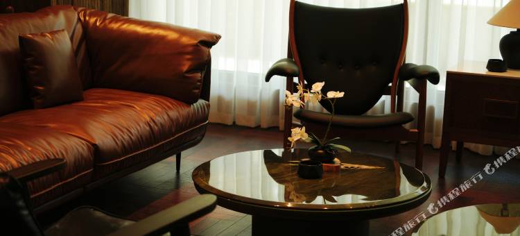 马尔康弥久希卡酒店图片