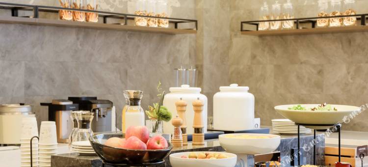 广州白云山如家精选PLUS酒店图片