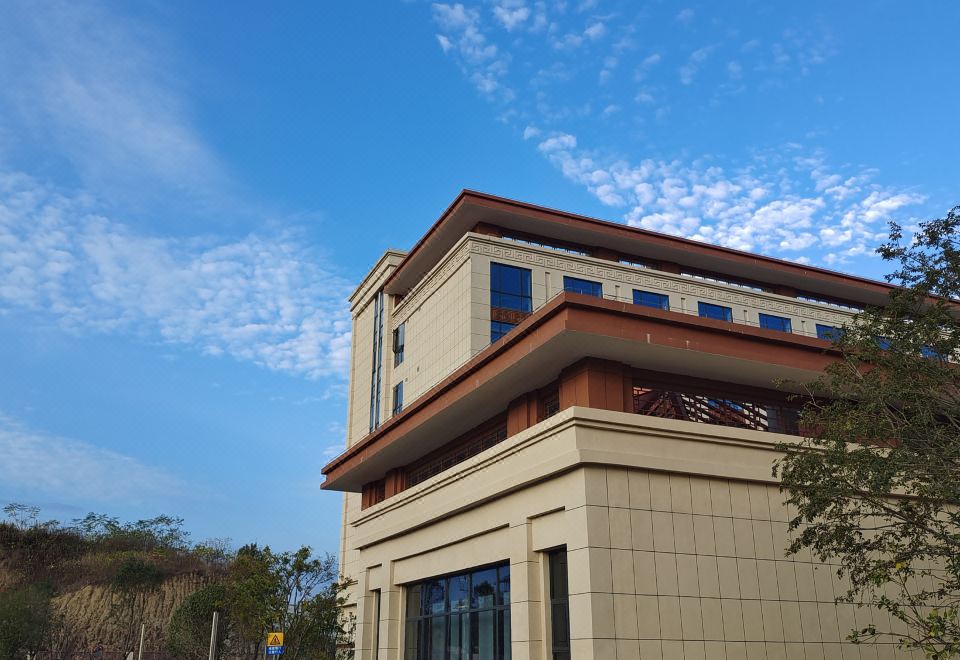 CUIWEI HOTEL Hotel Overview