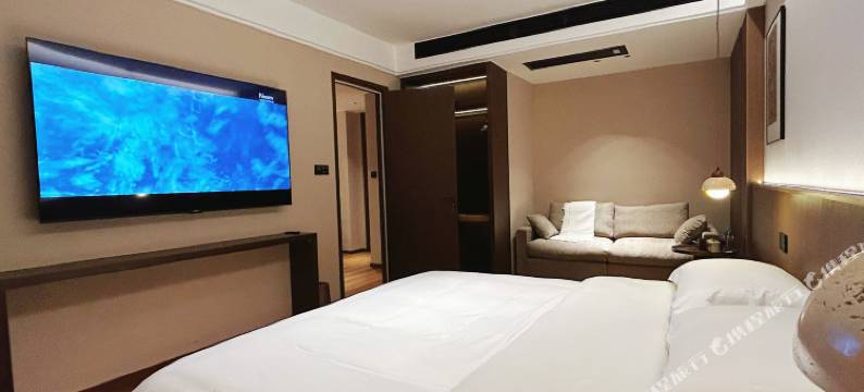 江畔梵鑫别院民宿(恩施土司城店)图片