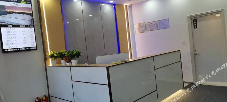 金翠豪庭快捷商务酒店(朝阳大街万达店)图片