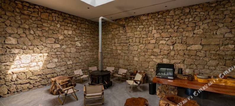 玉龙雪麓石语民宿图片