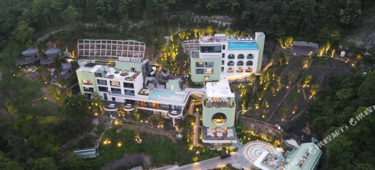 原舍嘿矿熊猫民宿图片