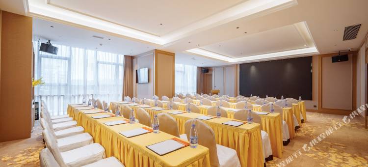 维也纳酒店(大理洱海站万达店)图片