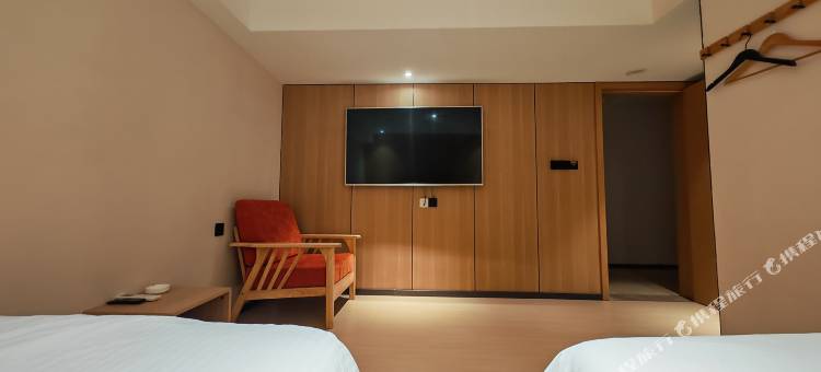 海棠精选酒店(古塔夜市古塔公园店)图片