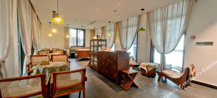 华蓥红岩十里芳菲美村图片