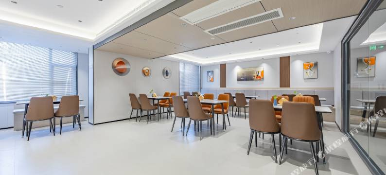 季枫国际酒店(石家庄火车站店)图片