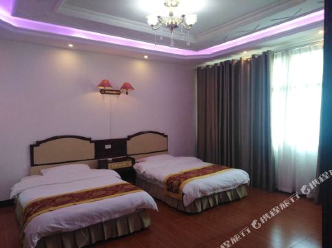 您的位置: 首页 酒店预订 织金酒店 > 织金洞边酒店