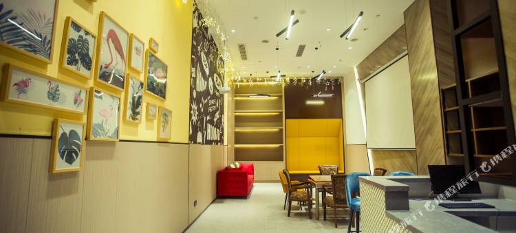 IU酒店(宜宾南溪体育中心店)图片