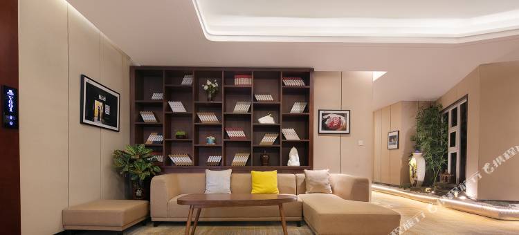 仟那旅途酒店(郑州东站郑东万象城店)图片