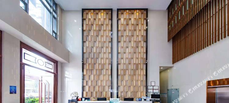 宜尚酒店(武汉光谷科技会展中心大悦城店)图片