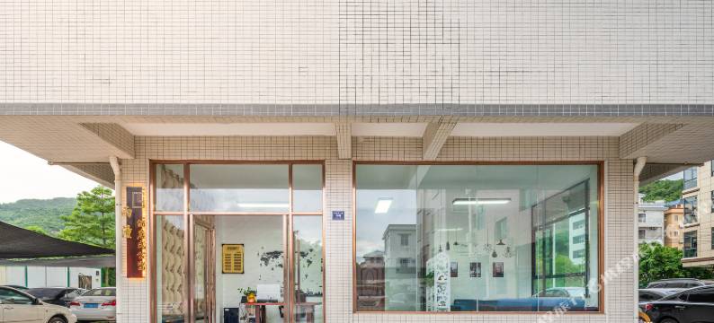 雨潼酒店(金湾国际机场店)图片