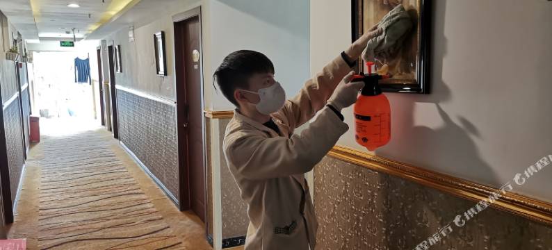 成都金麟快捷酒店(理工大地铁站店)图片