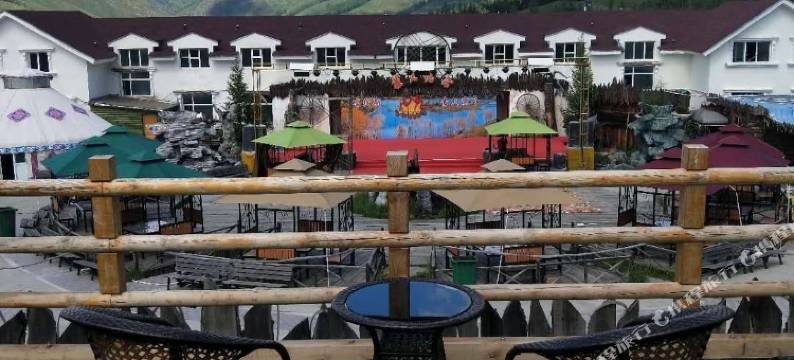 喀纳斯景区山居篝火客栈图片