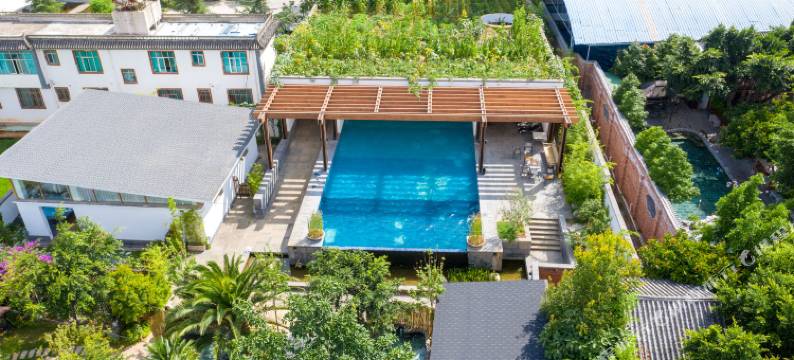 下山口阡禾温泉山庄图片