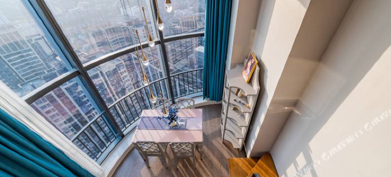 OUR.HOUSE轻奢自助酒店公寓(成都人民北路店)图片