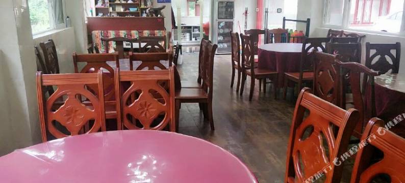 西岭雪山泉水沟农家乐图片