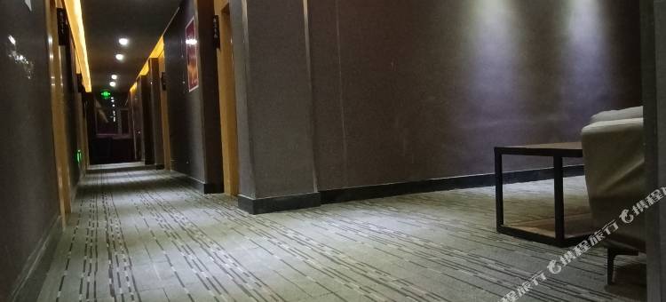 尚客优连锁酒店(丁青迎宾大道店)图片