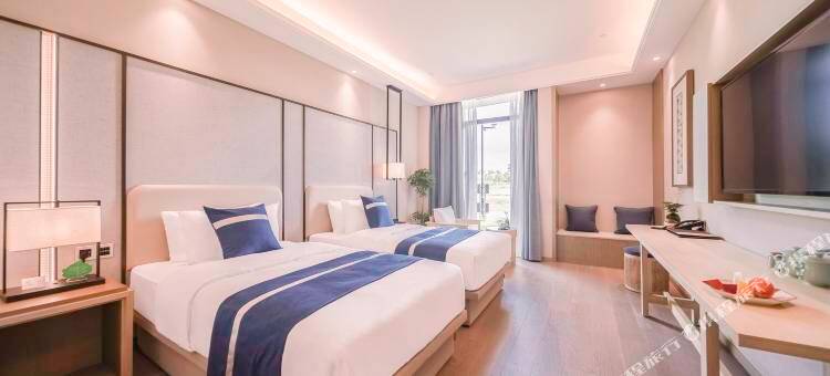 安吉绿郡龙山驿酒店图片