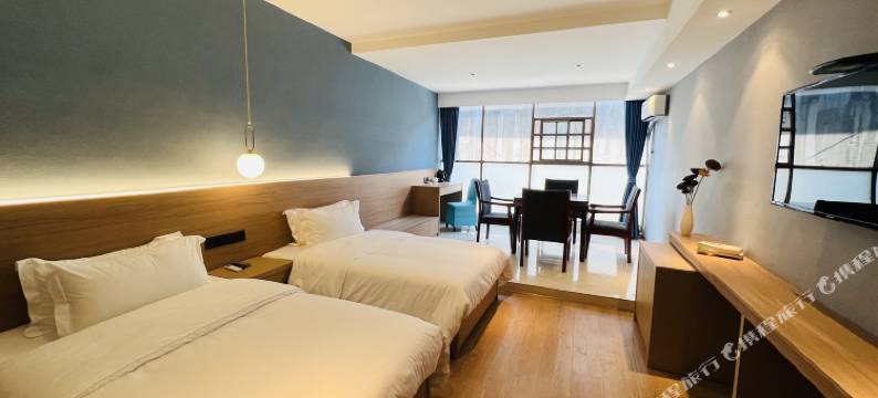 汉龙亦云酒店(华新步步高店)图片