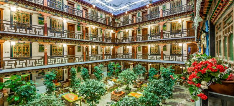 拉萨扎西曲塔风情酒店(布达拉宫八廓街店)图片