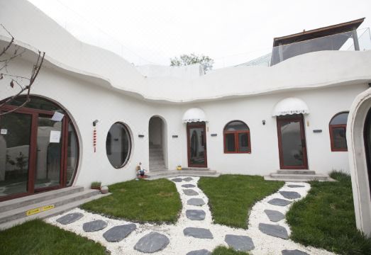 Tianjin hobbit cabin B & B (xijingyu store) Hotel Overview