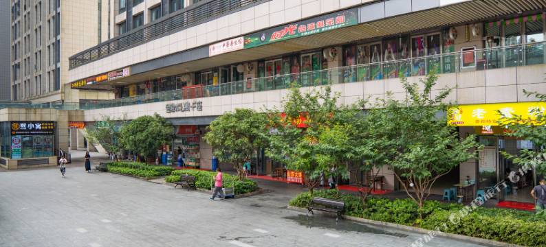 贵阳轻游电竞酒店(金融城CCPARK店)图片