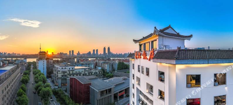 清能·清江饭店(武汉黄鹤楼长江大桥店)图片