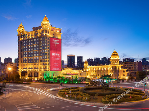 吉林紫光苑华美达酒店(万达广场店)