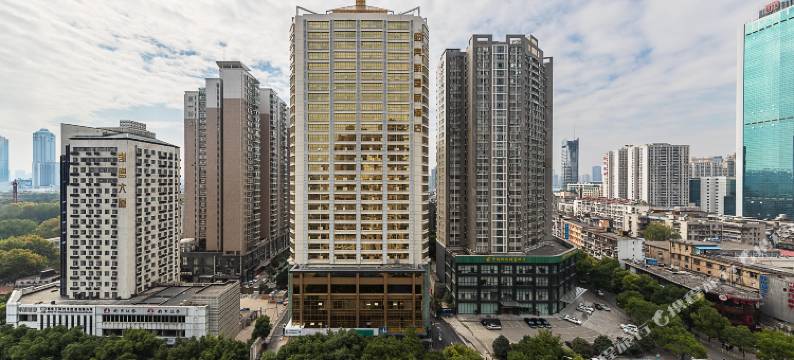 纽宾凯N+国际酒店(武汉中山公园雪松路店)图片