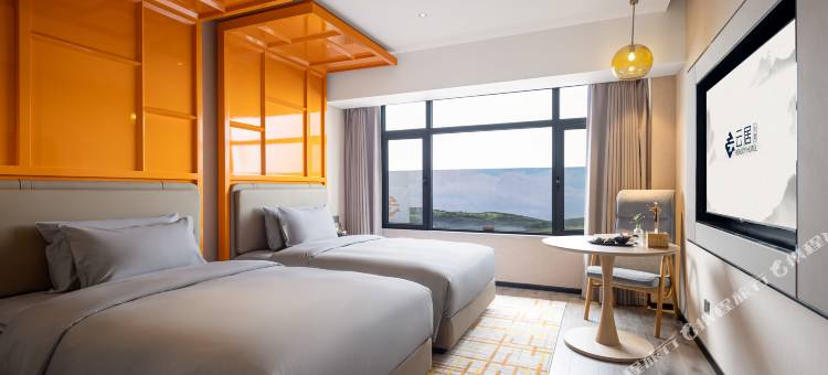 汉中中心广场高铁站云居酒店图片