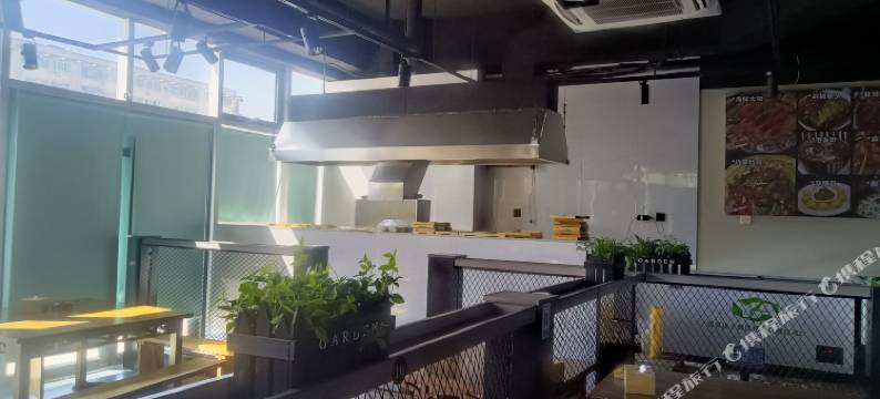 威海盛鑫酒店(欧乐坊零点夜市店)图片